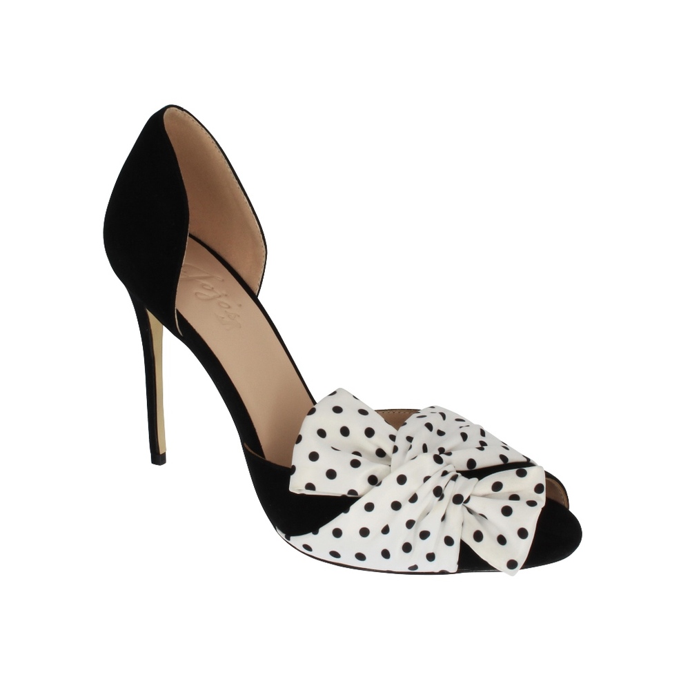 Black open toe pumps